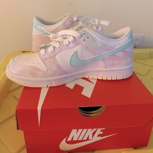 Nike Dunk low